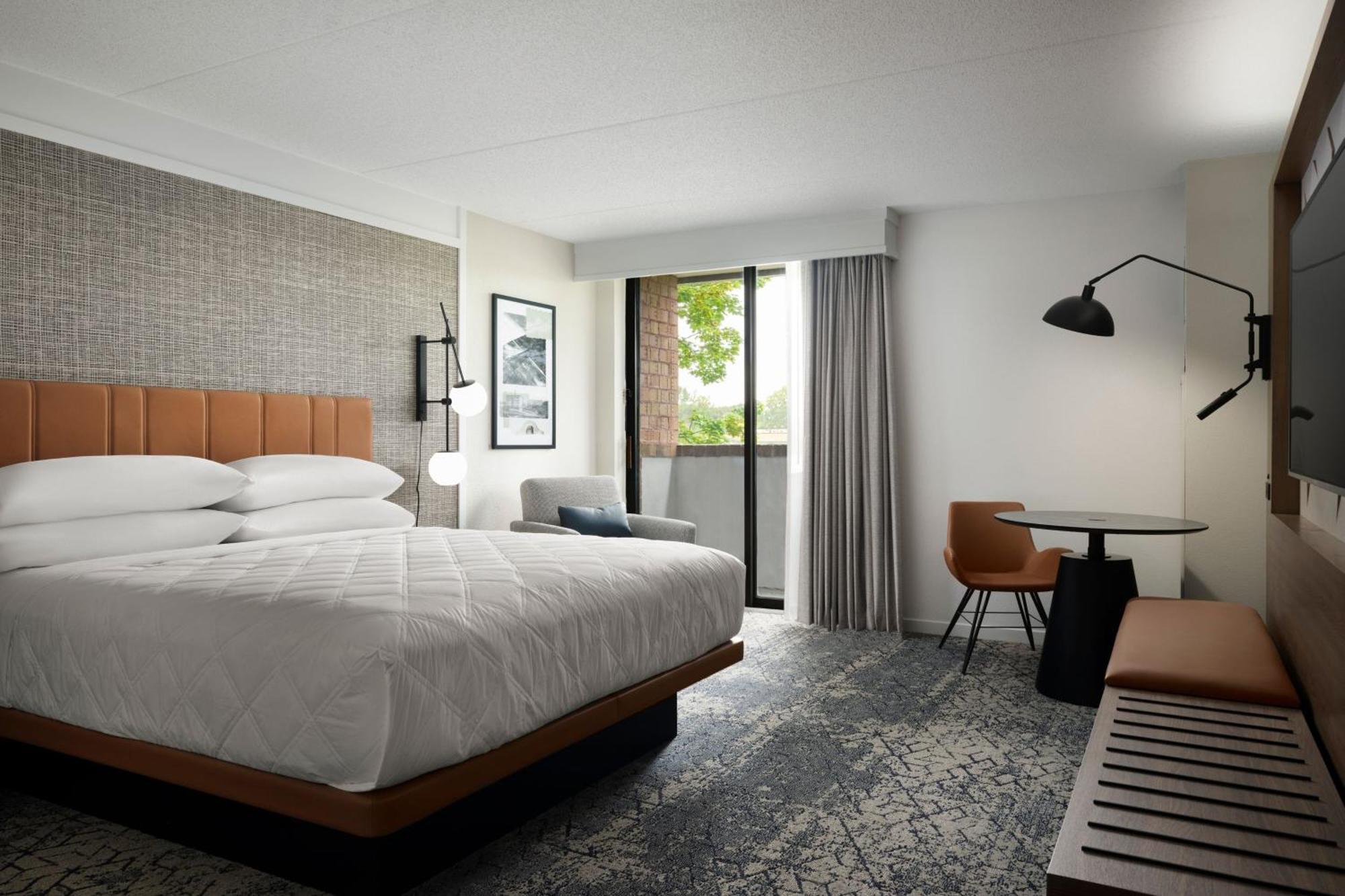 Sheraton Grand Rapids Airport Hotel Cascade Eksteriør billede
