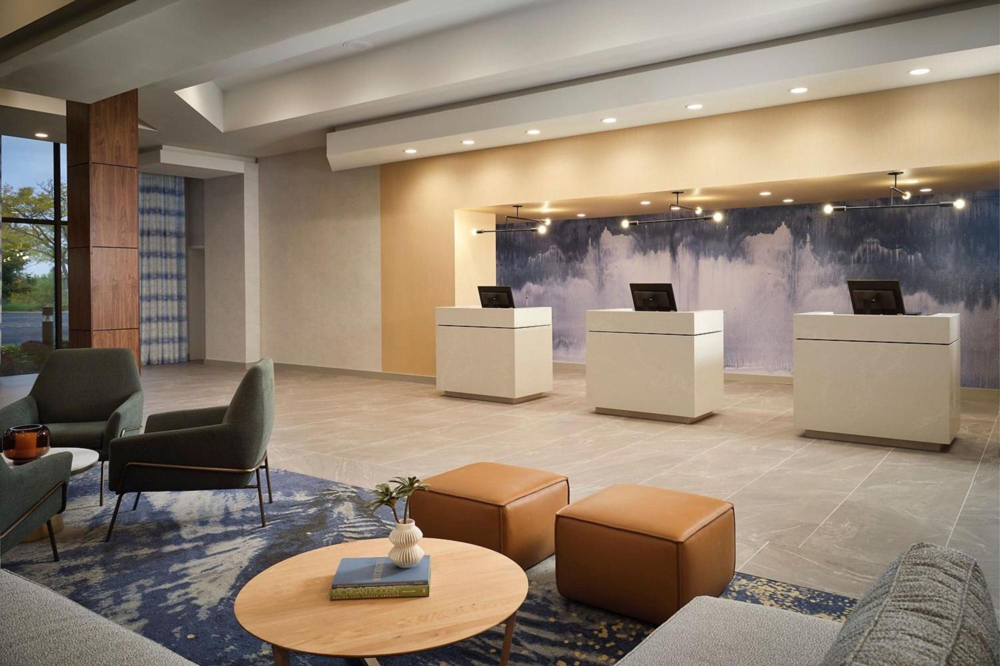 Sheraton Grand Rapids Airport Hotel Cascade Eksteriør billede