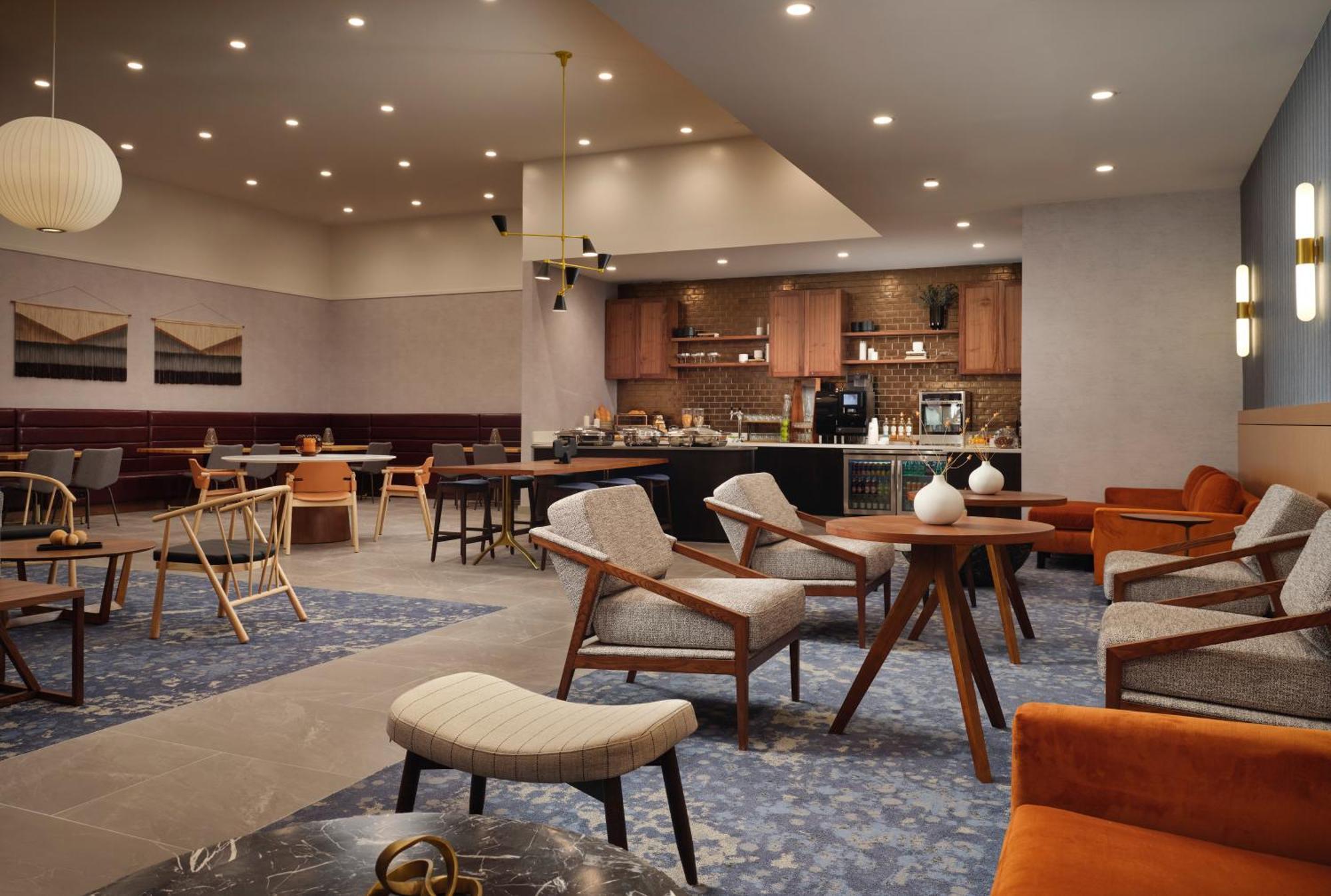 Sheraton Grand Rapids Airport Hotel Cascade Eksteriør billede