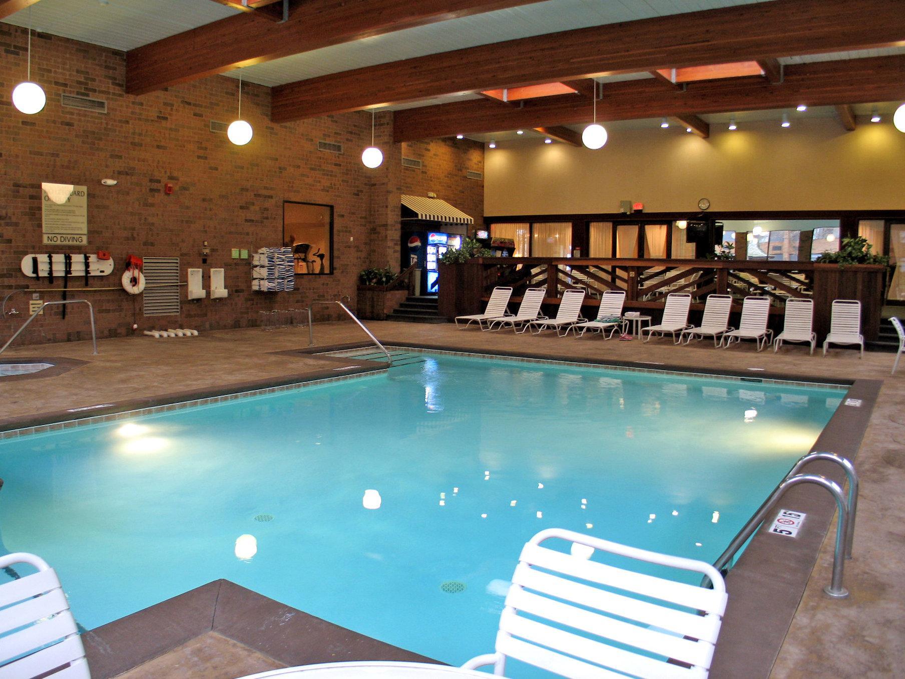 Sheraton Grand Rapids Airport Hotel Cascade Eksteriør billede